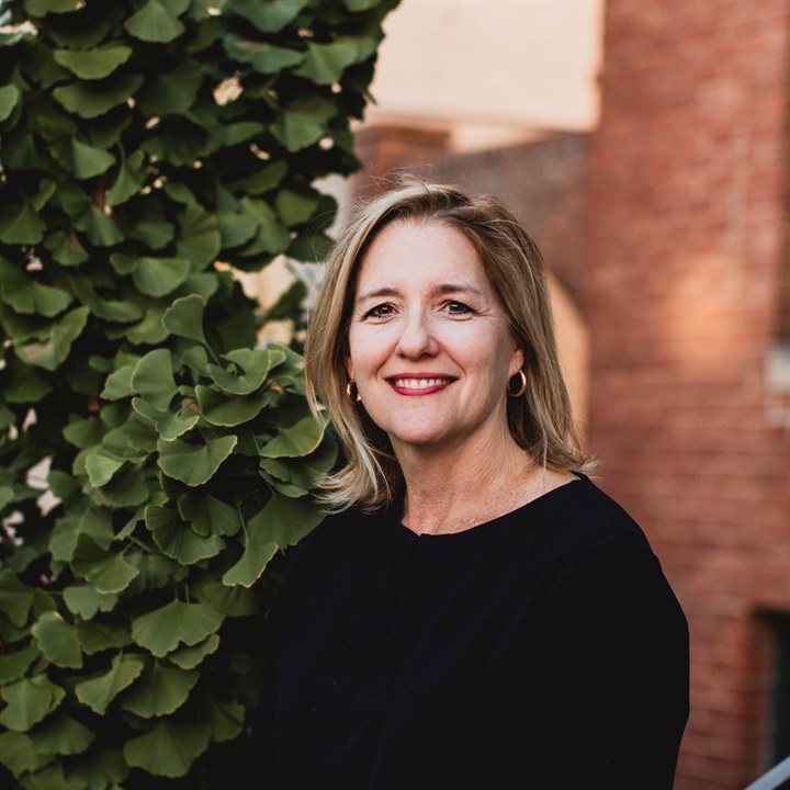 Kathryn L. Sutherland